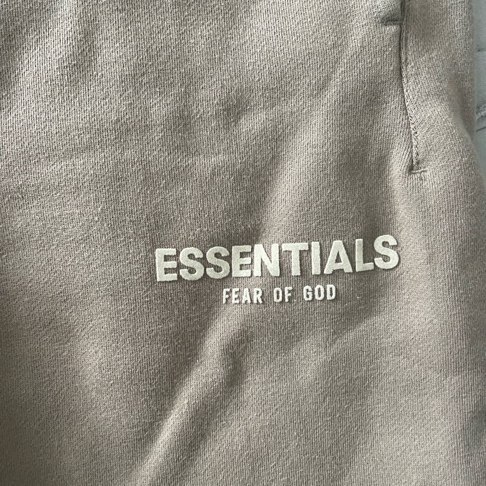 Essential sweatpants